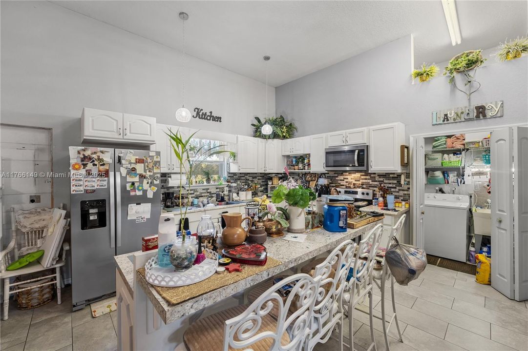 For Sale: $1,100,000 (5 beds, 3 baths, 0 Square Feet)