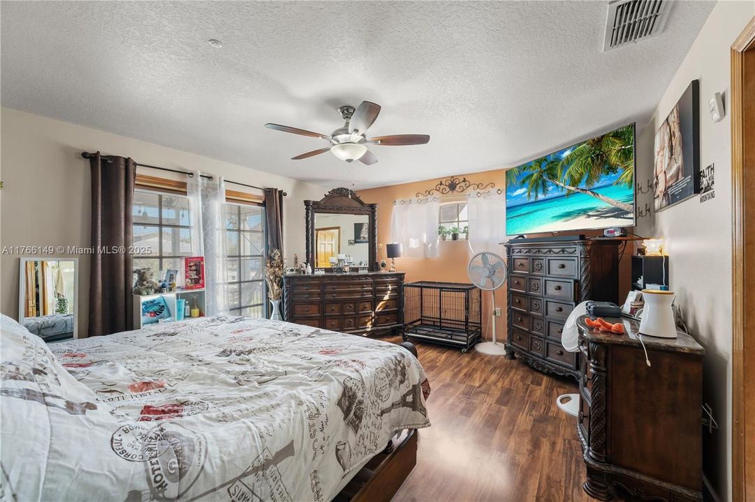 For Sale: $1,100,000 (5 beds, 3 baths, 0 Square Feet)