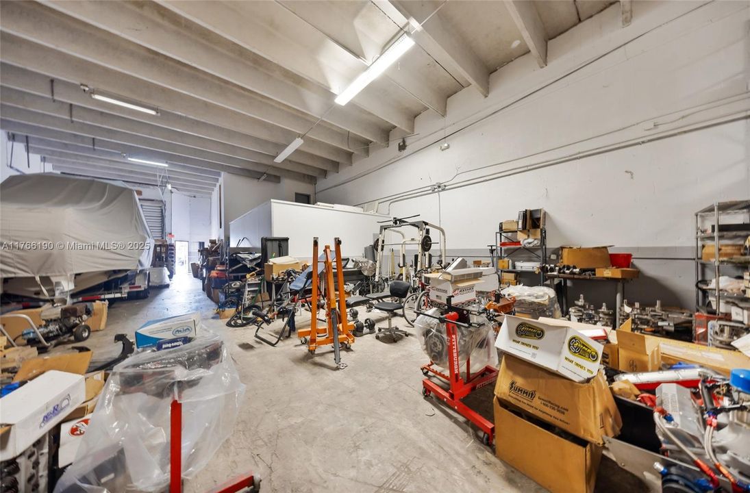 На продажу: $2,400,000 (0 спален, 0 ванн, 0 Квадратных фут)