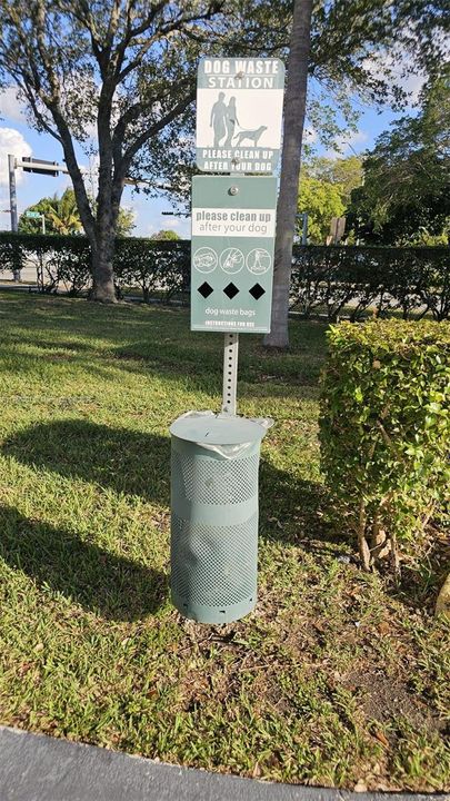 For Sale: $250,000 (2 beds, 2 baths, 1003 Square Feet)