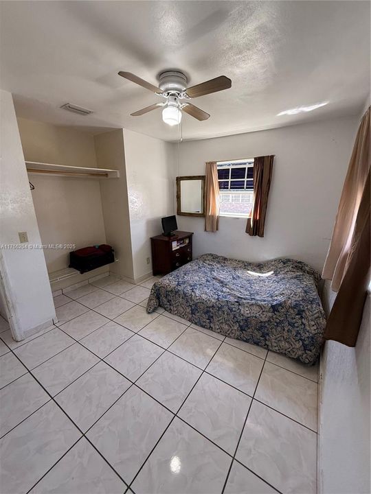 Active With Contract: $393,500 (3 beds, 2 baths, 1322 Square Feet)