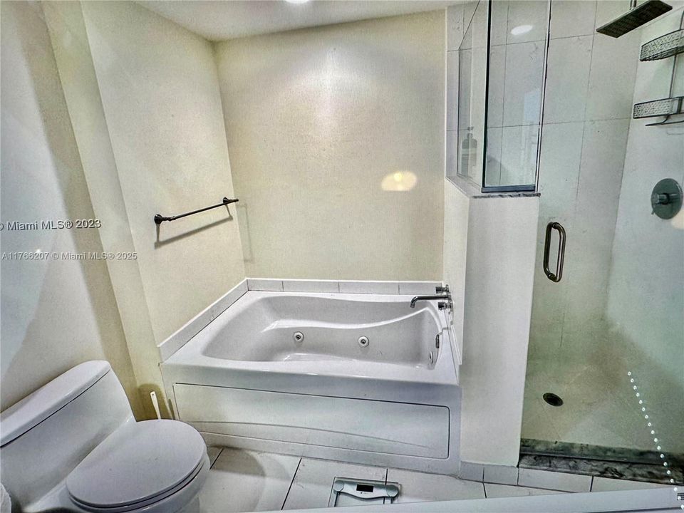 Недавно арендовано: $3,200 (1 спален, 1 ванн, 754 Квадратных фут)