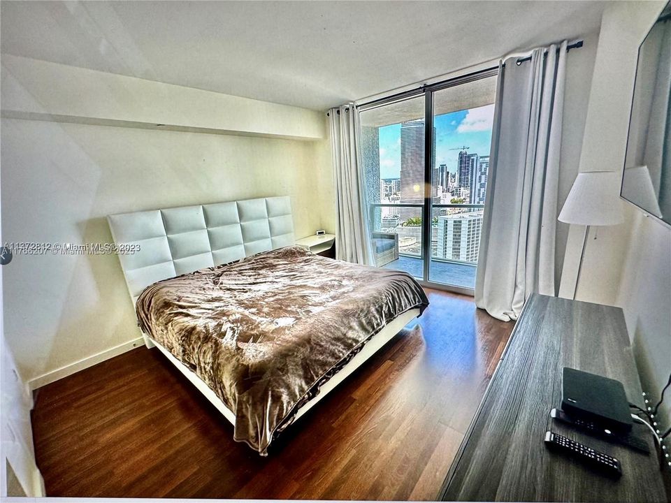 Недавно арендовано: $3,200 (1 спален, 1 ванн, 754 Квадратных фут)