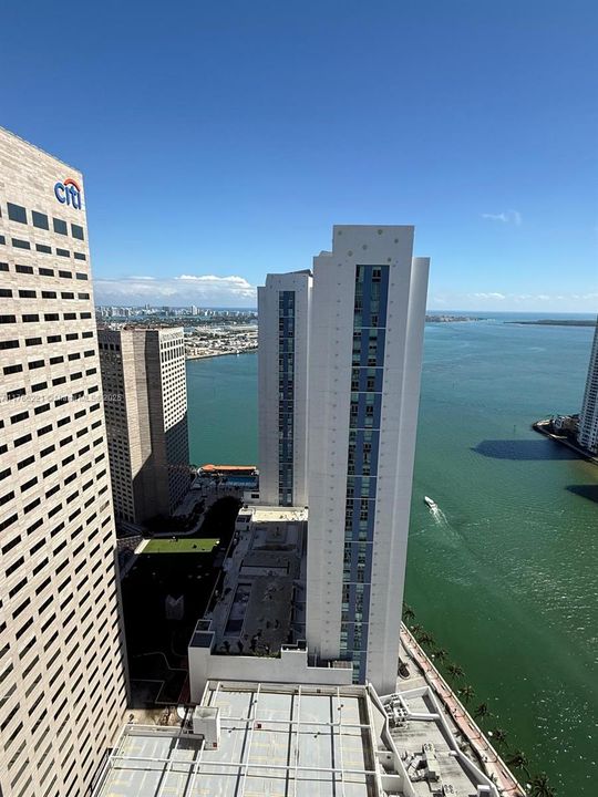 Recently Sold: $729,000 (2 beds, 2 baths, 1126 Square Feet)