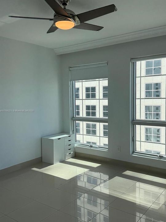 Recently Sold: $729,000 (2 beds, 2 baths, 1126 Square Feet)