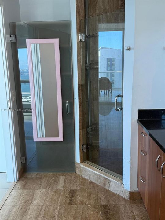 Recently Sold: $729,000 (2 beds, 2 baths, 1126 Square Feet)