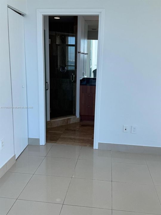 Recently Sold: $729,000 (2 beds, 2 baths, 1126 Square Feet)