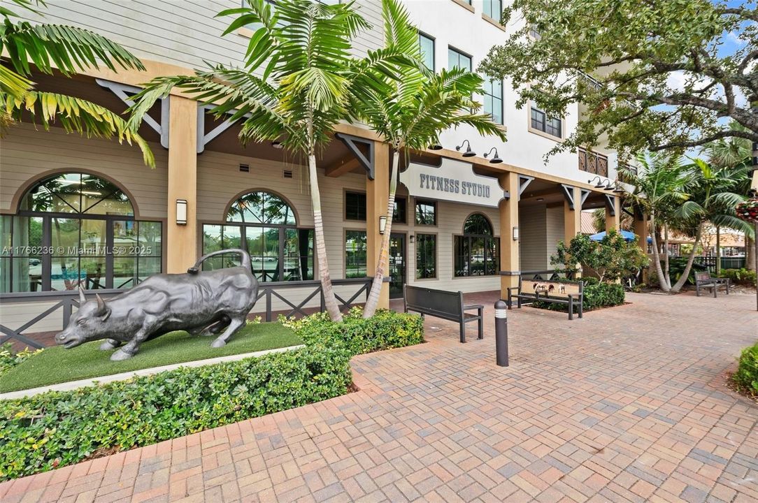 最近租的: $1,950 (1 贝兹, 1 浴室, 408 平方英尺)