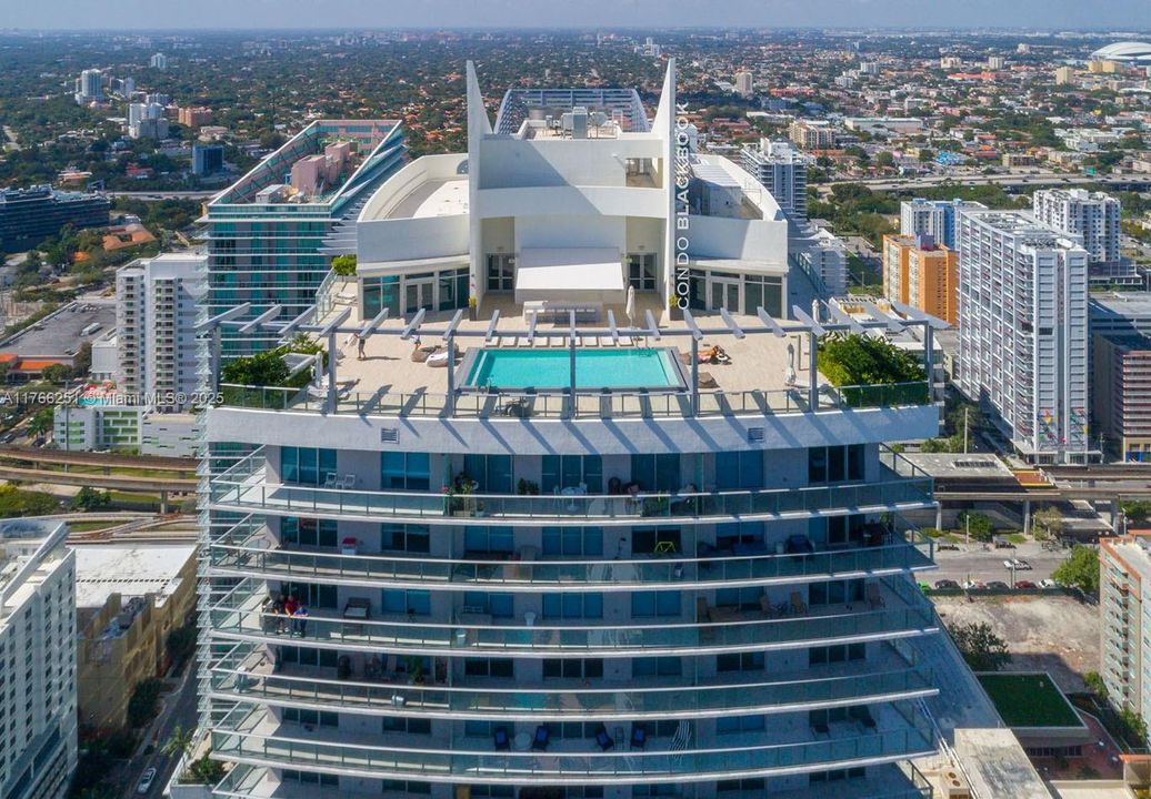 Recientemente alquilado: $2,750 (0 camas, 1 baños, 530 Pies cuadrados)