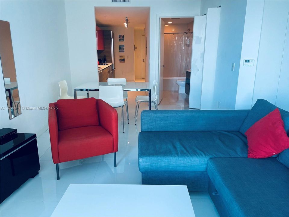 Recientemente alquilado: $2,750 (0 camas, 1 baños, 530 Pies cuadrados)