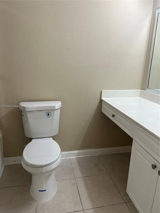 Recently Sold: $340,000 (2 beds, 2 baths, 1302 Square Feet)