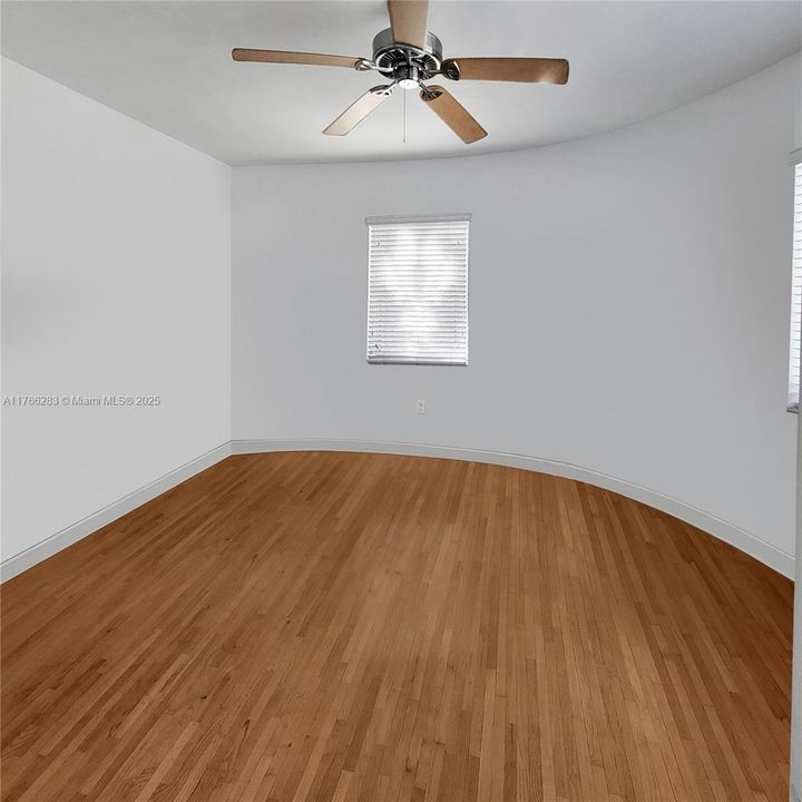 Недавно продано: $189,000 (1 спален, 1 ванн, 0 Квадратных фут)