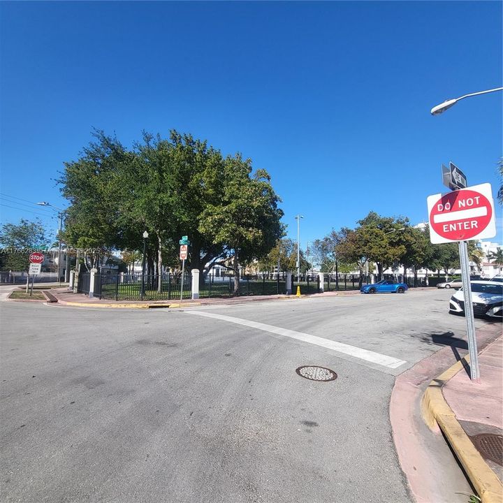 Недавно продано: $189,000 (1 спален, 1 ванн, 0 Квадратных фут)