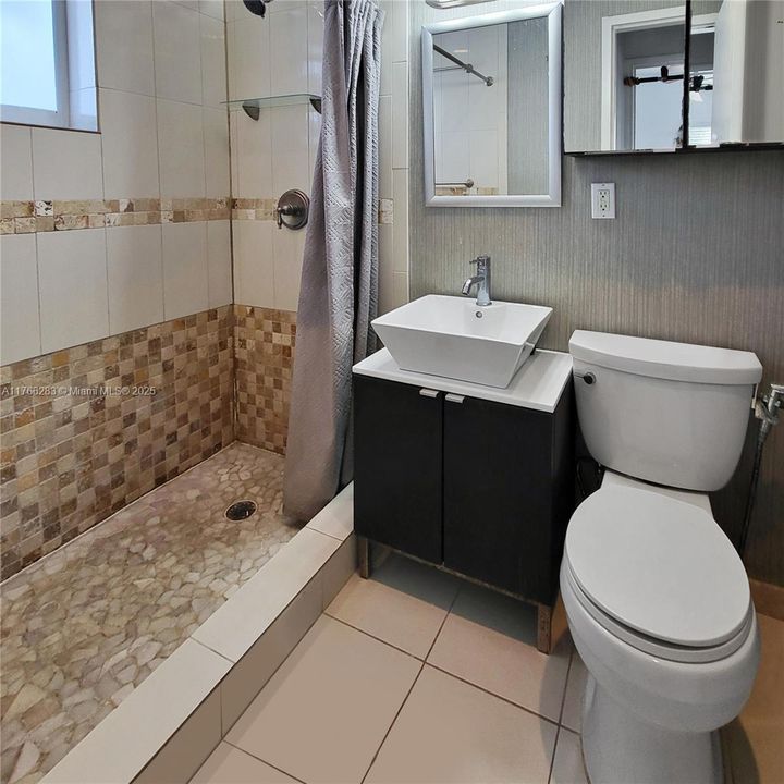 Недавно продано: $189,000 (1 спален, 1 ванн, 0 Квадратных фут)