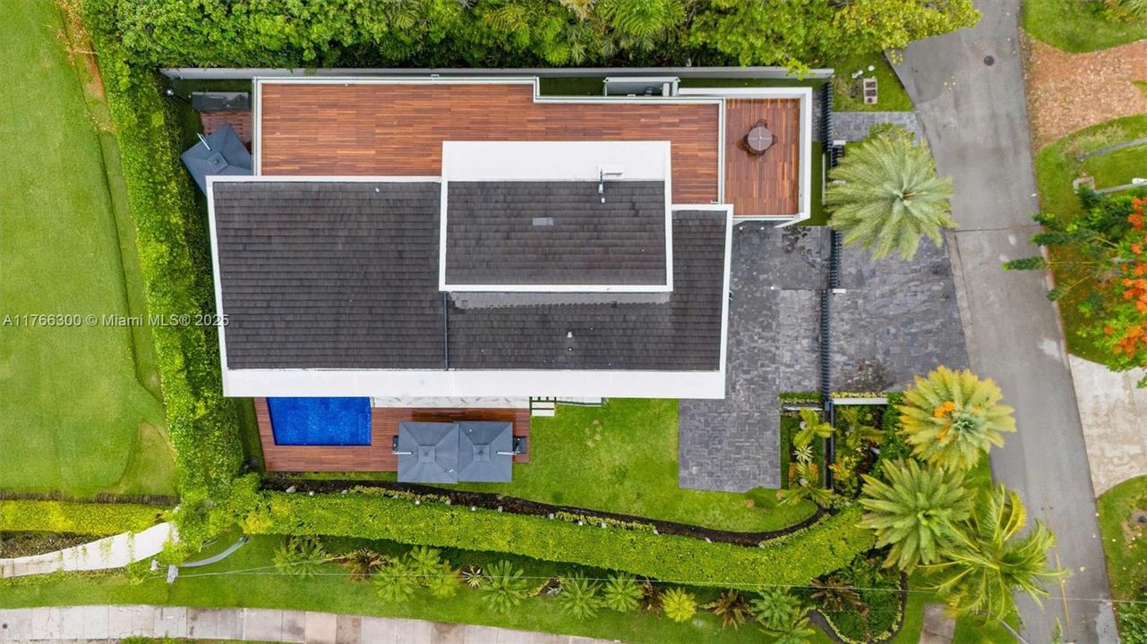 En Venta: $11,300,000 (6 camas, 6 baños, 5216 Pies cuadrados)