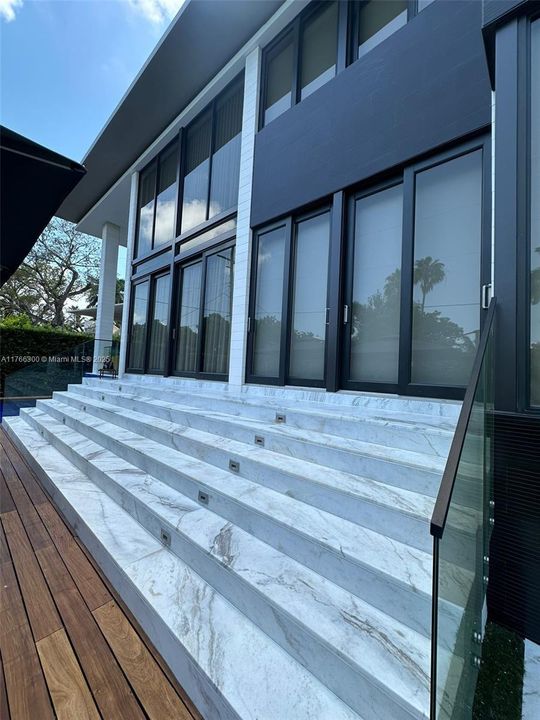 En Venta: $11,300,000 (6 camas, 6 baños, 5216 Pies cuadrados)