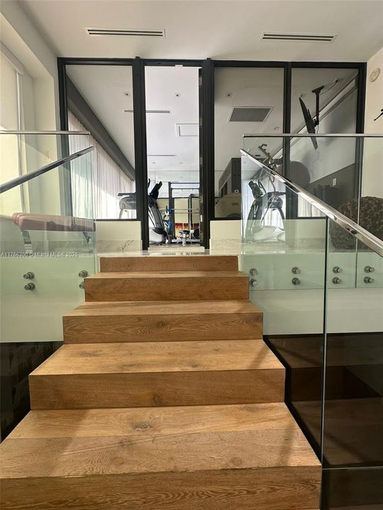 En Venta: $11,300,000 (6 camas, 6 baños, 5216 Pies cuadrados)