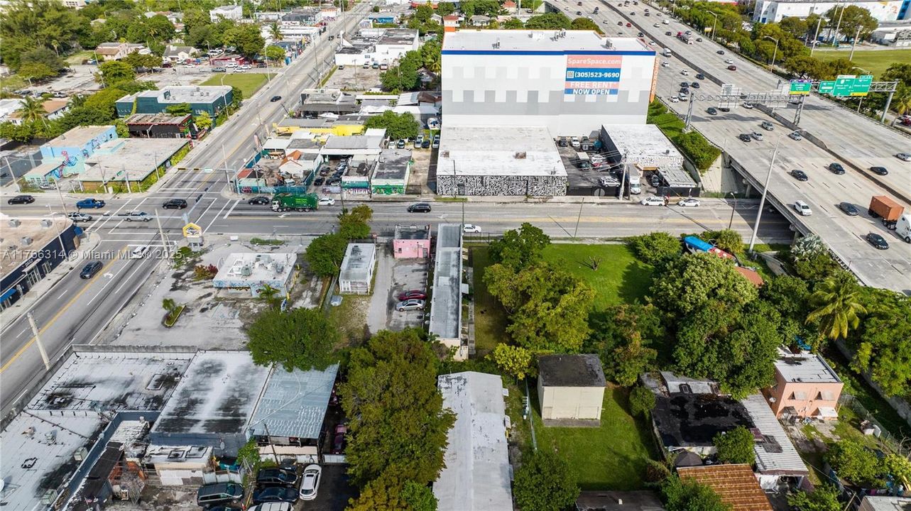 For Sale: $3,500,000 (0.33 acres)