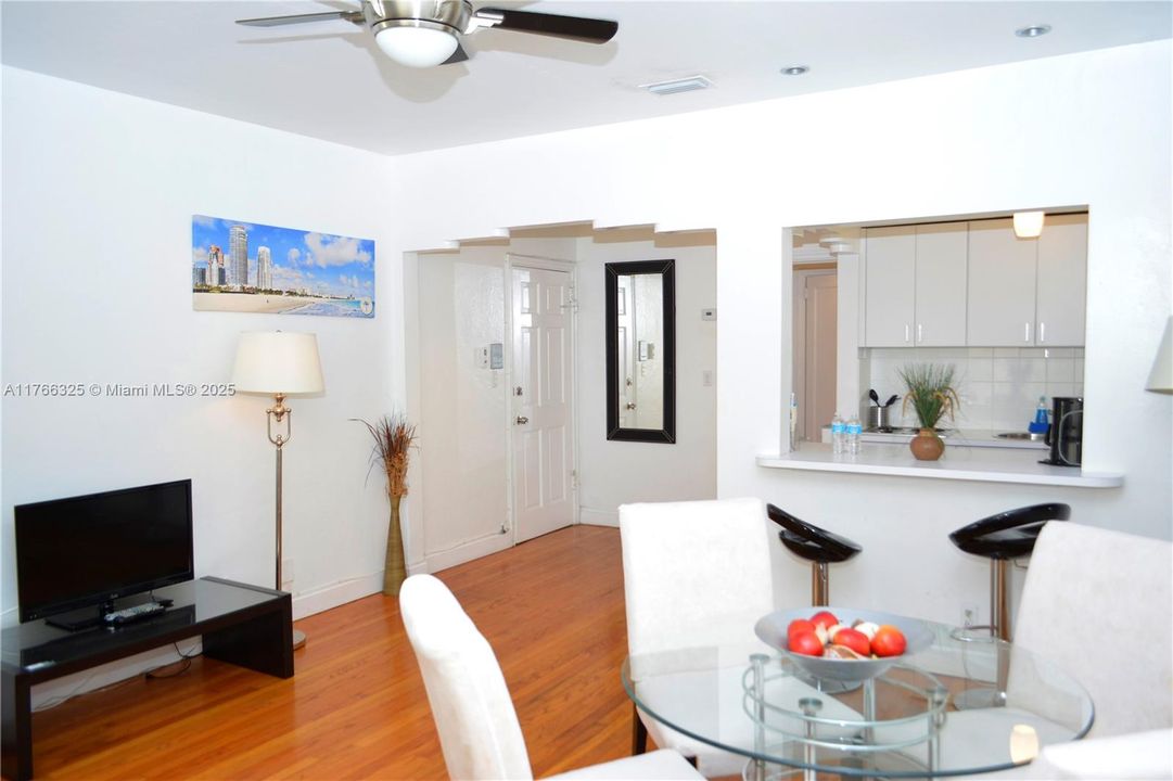 En Venta: $260,000 (1 camas, 1 baños, 638 Pies cuadrados)