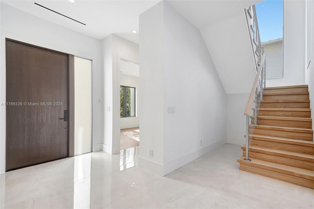 2nd floor landing, entrance to master