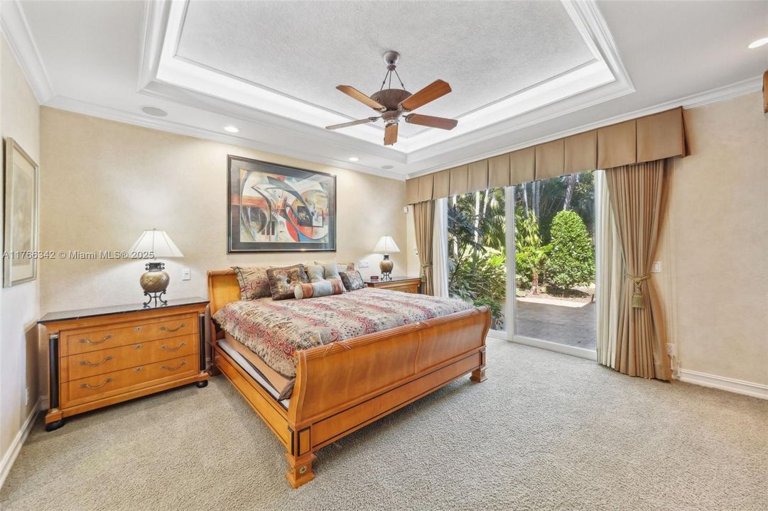 最近售出: $1,825,000 (4 贝兹, 2 浴室, 3008 平方英尺)