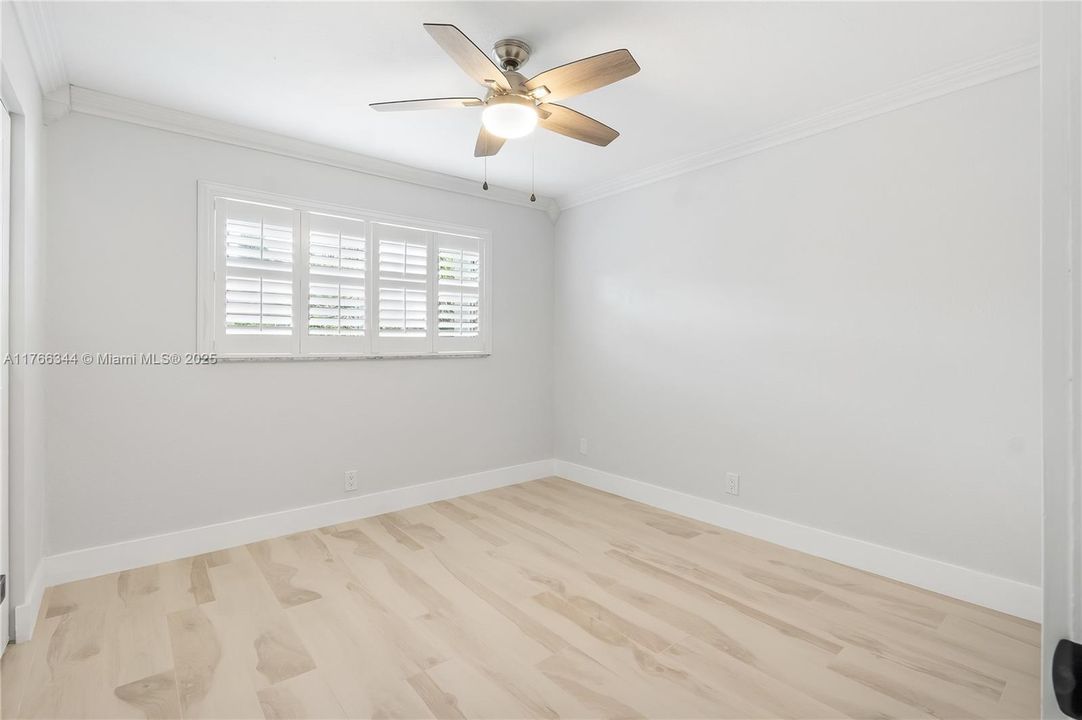 Active With Contract: $725,999 (4 beds, 2 baths, 2566 Square Feet)