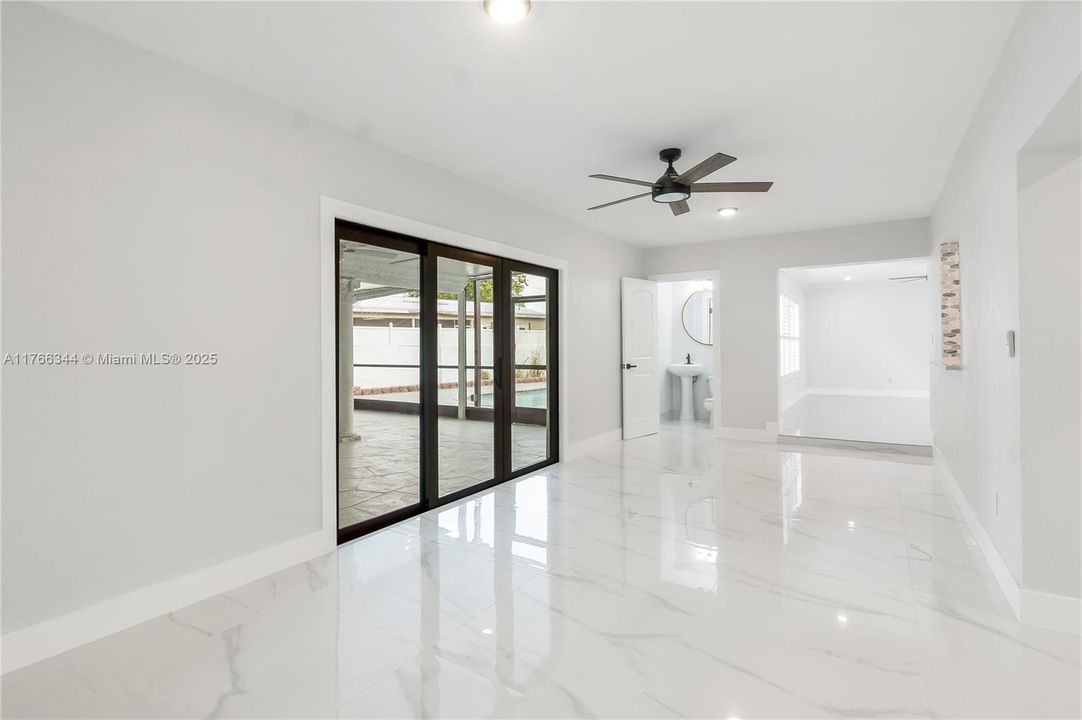 Active With Contract: $725,999 (4 beds, 2 baths, 2566 Square Feet)