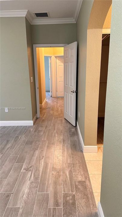 Recientemente alquilado: $3,300 (3 camas, 2 baños, 1471 Pies cuadrados)