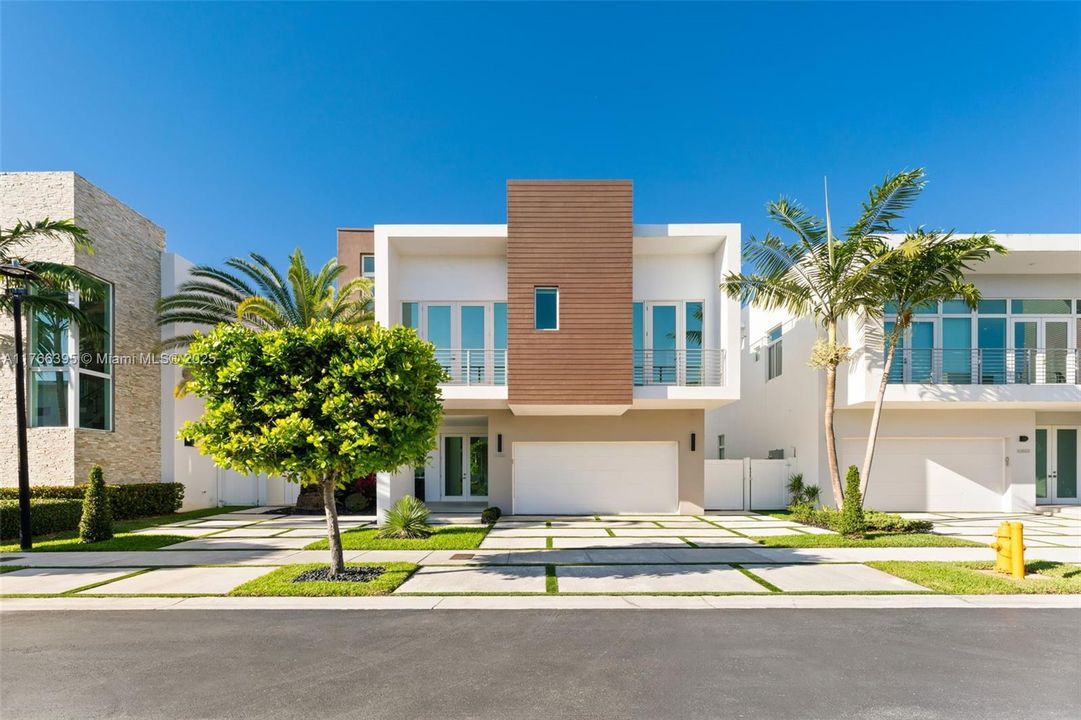 На продажу: $3,495,000 (5 спален, 5 ванн, 3737 Квадратных фут)