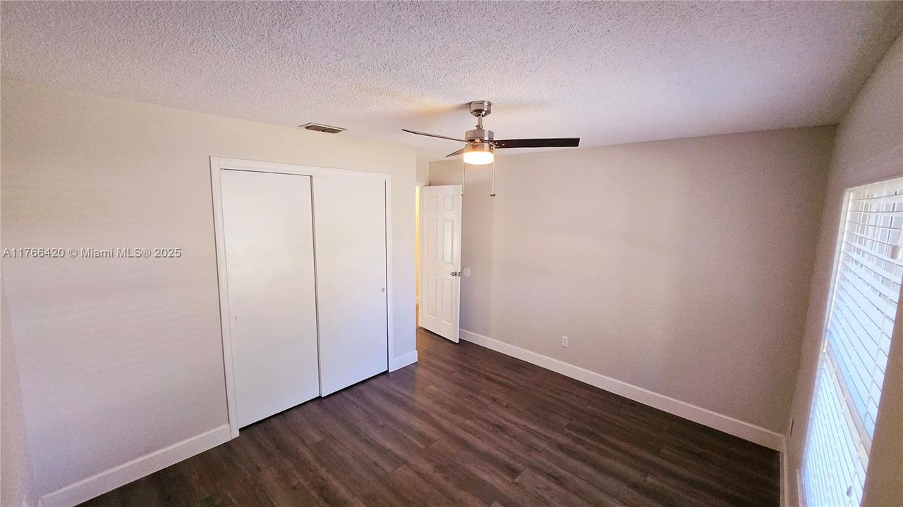 Recently Rented: $2,250 (4 beds, 2 baths, 1707 Square Feet)