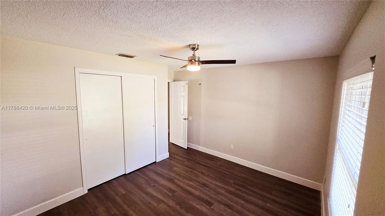 Recently Rented: $2,250 (4 beds, 2 baths, 1707 Square Feet)