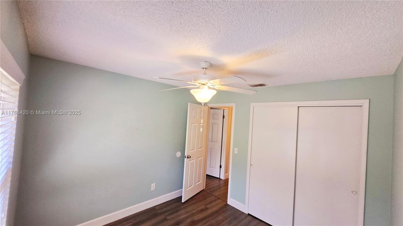 Recently Rented: $2,250 (4 beds, 2 baths, 1707 Square Feet)