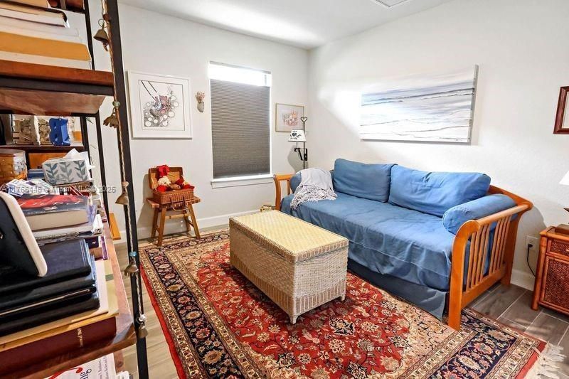 Recently Sold: $399,900 (3 beds, 2 baths, 1449 Square Feet)