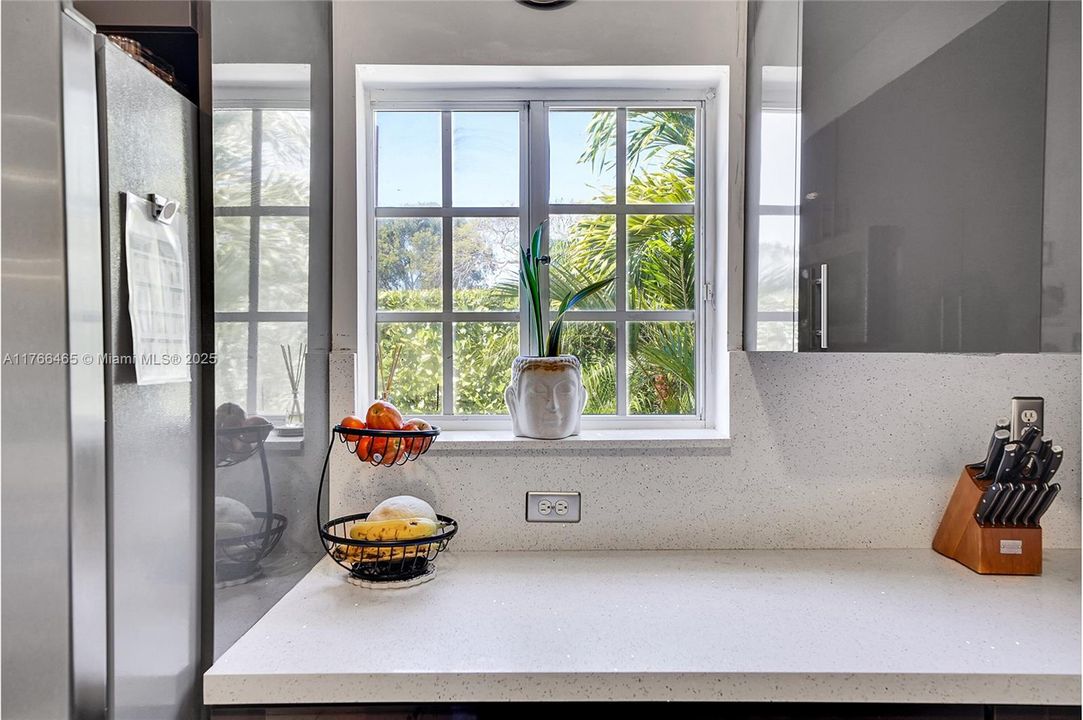 Recently Sold: $389,900 (3 beds, 2 baths, 1380 Square Feet)