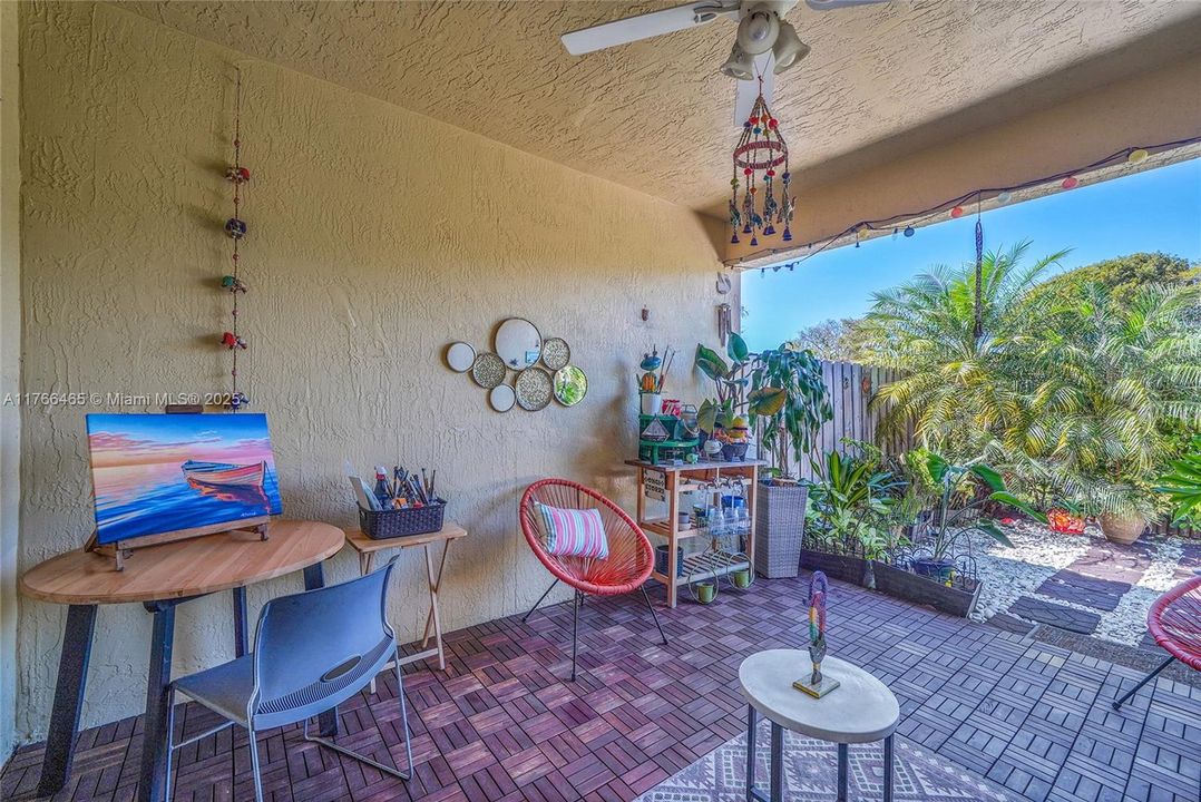 Recently Sold: $389,900 (3 beds, 2 baths, 1380 Square Feet)