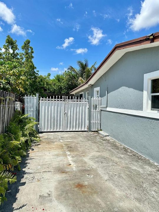 En Venta: $535,999 (3 camas, 1 baños, 1634 Pies cuadrados)