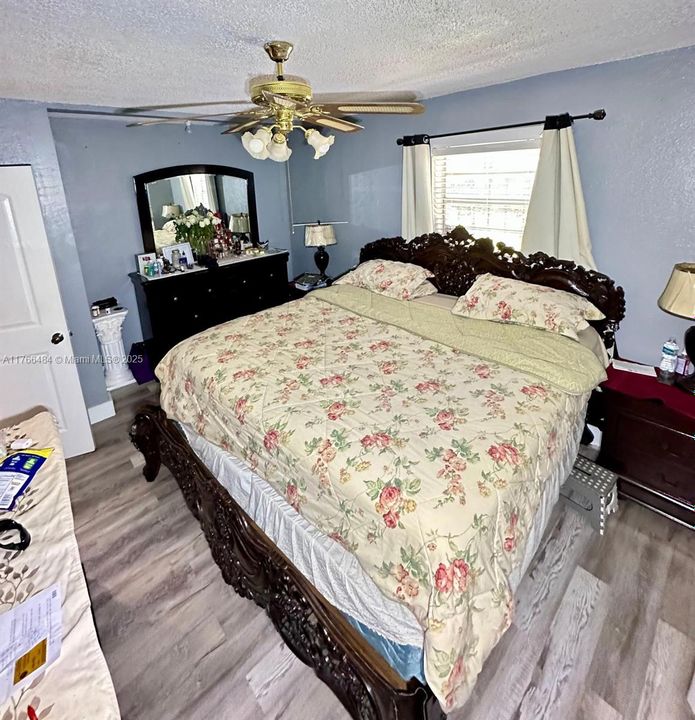 En Venta: $535,999 (3 camas, 1 baños, 1634 Pies cuadrados)