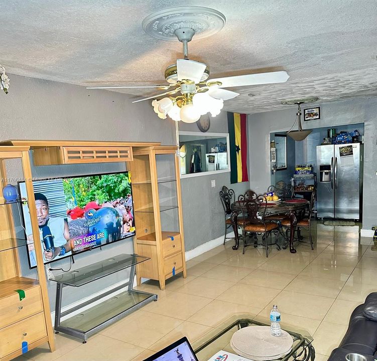 En Venta: $535,999 (3 camas, 1 baños, 1634 Pies cuadrados)