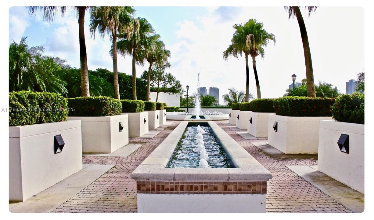 Vendido Recientemente: $699,000 (3 camas, 2 baños, 1696 Pies cuadrados)