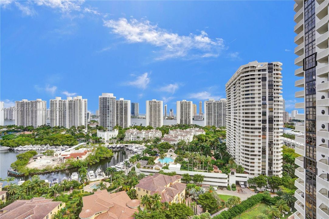 Vendido Recientemente: $699,000 (3 camas, 2 baños, 1696 Pies cuadrados)