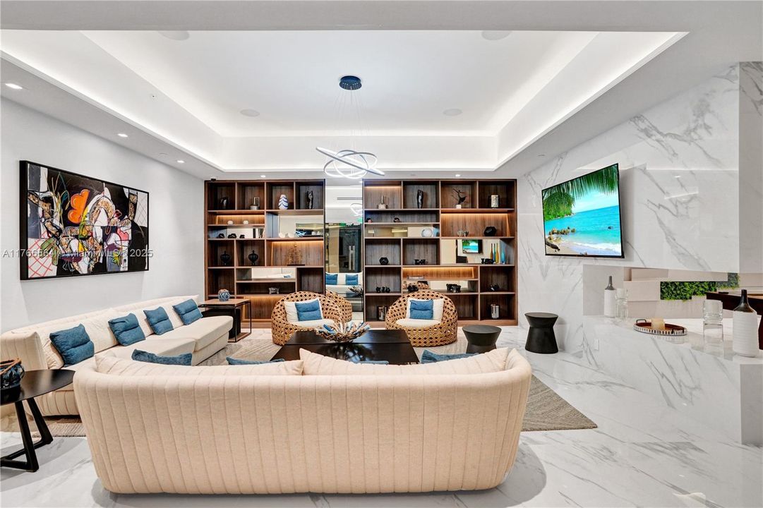 Vendido Recientemente: $699,000 (3 camas, 2 baños, 1696 Pies cuadrados)