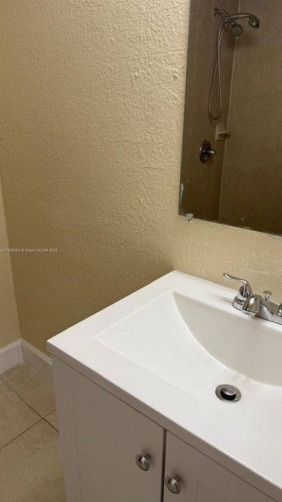 For Sale: $314,900 (3 beds, 2 baths, 1090 Square Feet)