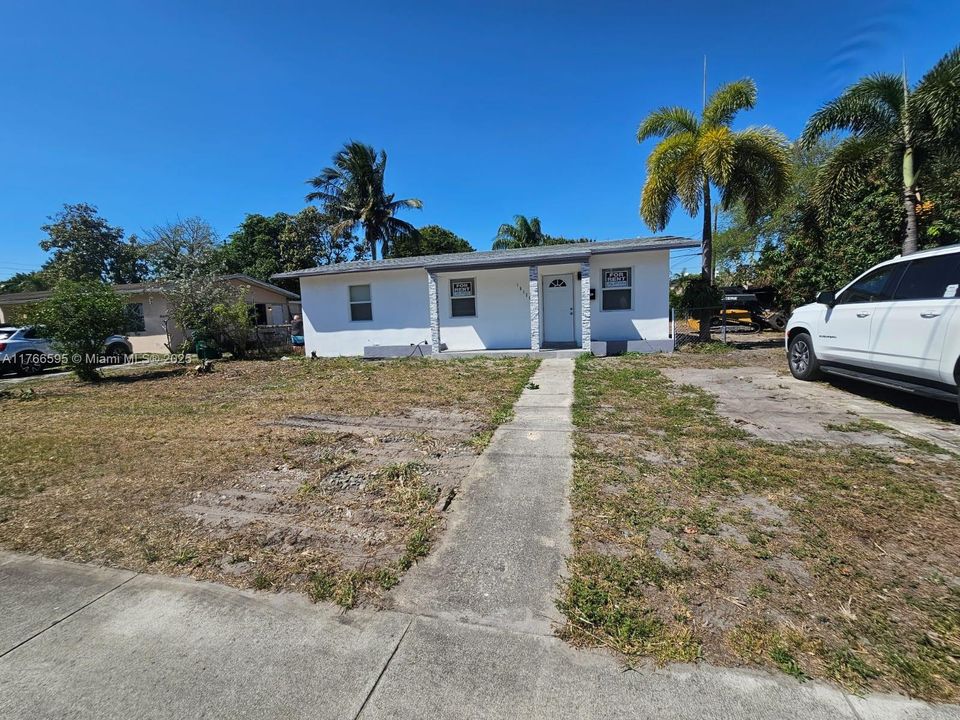 Vendido Recientemente: $480,000 (3 camas, 1 baños, 960 Pies cuadrados)