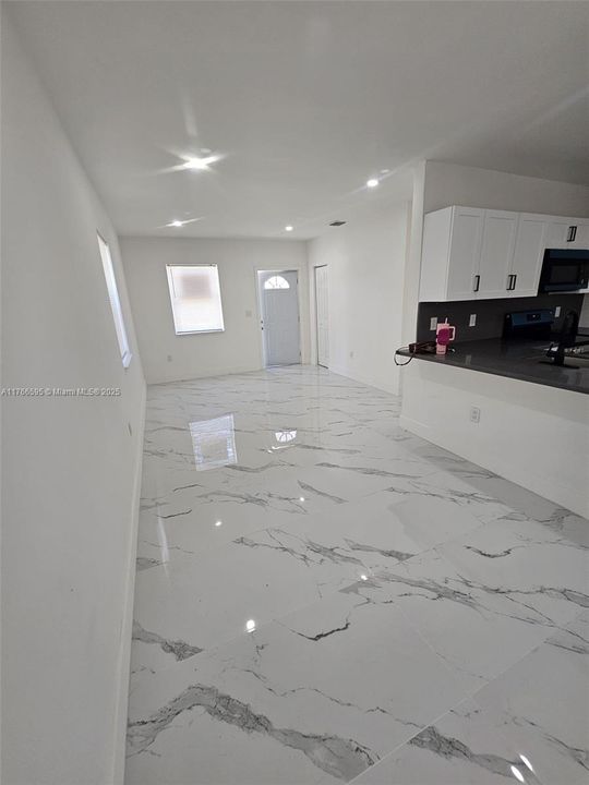 Vendido Recientemente: $480,000 (3 camas, 1 baños, 960 Pies cuadrados)