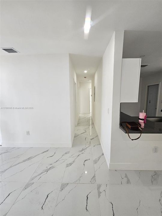 Vendido Recientemente: $480,000 (3 camas, 1 baños, 960 Pies cuadrados)