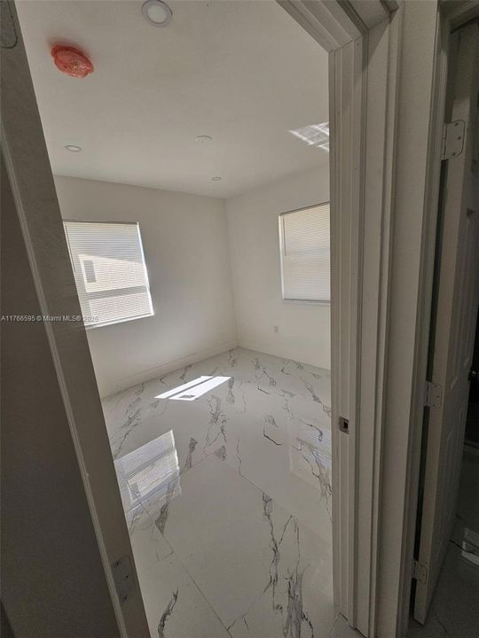 Vendido Recientemente: $480,000 (3 camas, 1 baños, 960 Pies cuadrados)