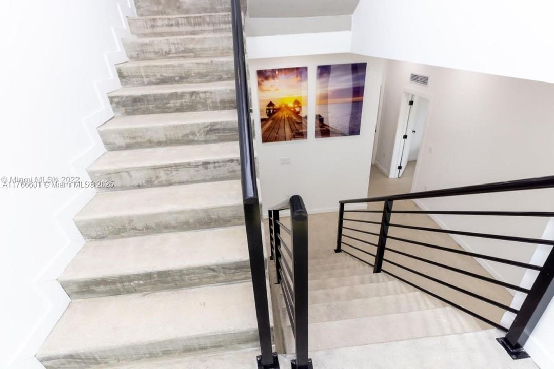 Recently Rented: $5,000 (4 beds, 4 baths, 2319 Square Feet)