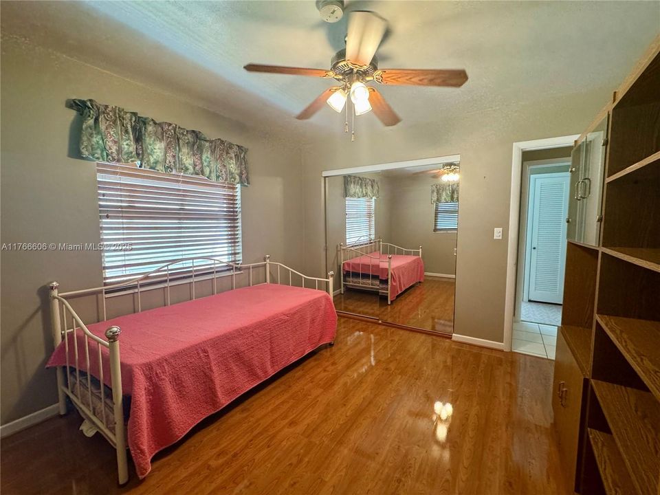 Recently Sold: $665,000 (4 beds, 2 baths, 1912 Square Feet)