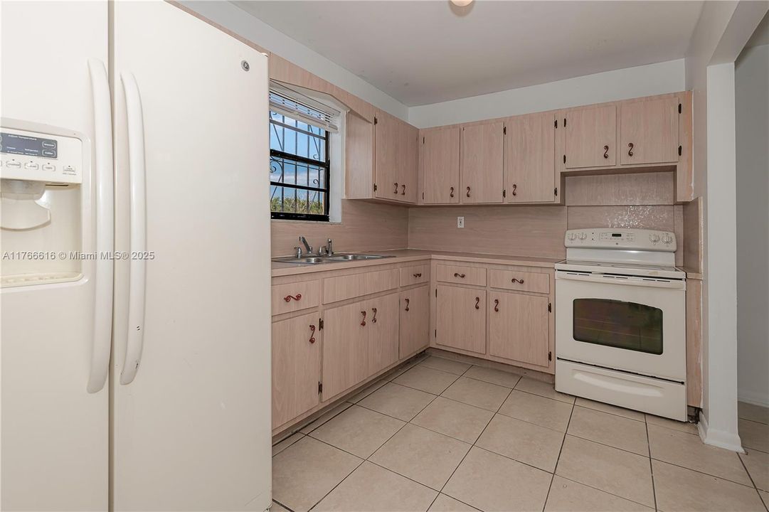 最近售出: $525,000 (4 贝兹, 2 浴室, 1200 平方英尺)