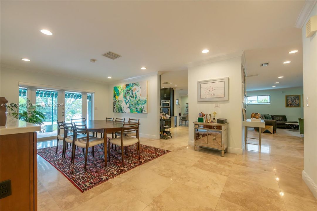 Recently Sold: $1,699,900 (5 beds, 3 baths, 2751 Square Feet)